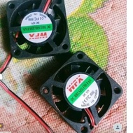 12v 4x4cm DC Mini Fan Hot Cooling Air Fan 4x4X1CM