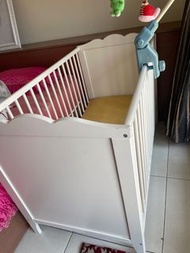 IKEA嬰兒床