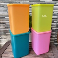 Tall square 2.2 liters 1pc