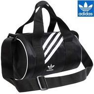 adidas Originals mini duffle bag in black 男女子迷你圓筒包 運動肩背包 작은 수하물 실린더 백 여성 가방