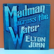 #RR29-40 LP TERPAKAI [  ELTON JOHN - MADMAN ACROSS THE WATER  ] USED LP < G >
