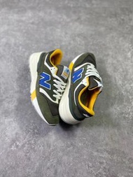 New Balance U997