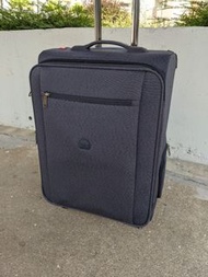 Used Delsey large 68cm x 43cm x 29cm Montmartre Pro softcase denier polyester suitcase expandable luggage, blue, external shoe holder pocket, all working smooth, overweight indicator, 1 year wheel warranty.