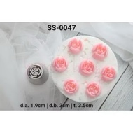 SS31-60 - Small Russian tip piping nozzle flower buttercream syringe