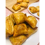 **RECOMMENDED**Frozen Puff Pastry Chicken Curry Puffs