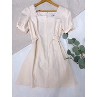 Pass DRESS DESIGNED WITH SQUARE NECK, LACE, PULL SLEEVES, BEIGE color