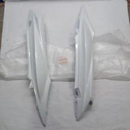 100% ORIGINAL SUZUKI SHOGUN AXELO BODY SIDE COVER L/R SET WHITE