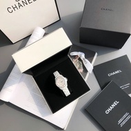 Chanel Watch J12 Series H6755 Pink White Ceramic Swiss Quartz Movement Female Watch 33mm