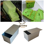 Lidded bread tin/plain white bread tin