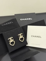 Chanel 心形耳環