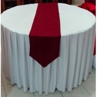 Round Table Runner Length 210 cm, width 30 cm