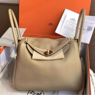 Hermes愛馬仕S2風衣灰金扣Lindy26  Z 刻