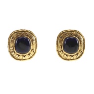 二手 CHANEL 復古顏色寶石耳環，鍍金，鑲嵌藍色寶石，26 號，方形，女士款。