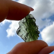 Moldavite Moldavite บริสุทธิ์ Moldavite Moldavite Moldavite แท้ Moldavite รักษา Moldavite Czech