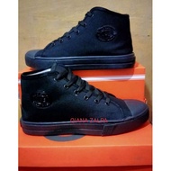 Black shoes POLOS. School shoes. Made from camvas ali material