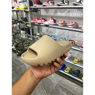 adidas YEEZY SLIDE "Pure"