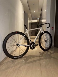 BROSS 白色公路單車 DT SWISS 輪組