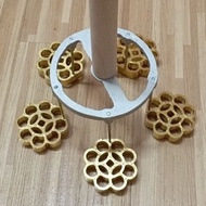 Reference kuih Twin Tin Size 6cm kueh rose, honeycomb, honeycomb, kembang goyang