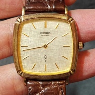 jam Seiko Gold plated