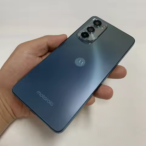 Motorola Edge 30 XT2203 5G SmartPhone 8GB+128GB AMOLED 144Hz HDR10+ 6.5" 50MP+32MP Snapdragon 778G+ 