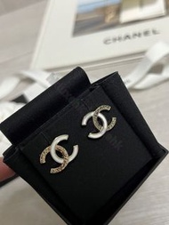 全新✅帶盒hkluxehk 🎁chanel 耳環 earring
