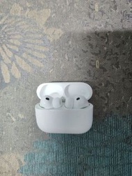 Apple AirPods 無線耳機