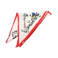 [二手，A級] 香奈兒女士真絲圍巾，花卉圖案。