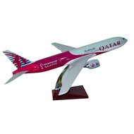 47cm Qatar Airways FIFA World Cup 2022 B777-300ER Metal Aircraft Replica Diecast Collectible Display
