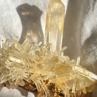 高質 哥倫比亞 黃金利姆利亞 黃兔毛共生 雷姆利亞 白水晶簇 水晶