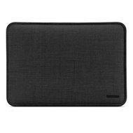 Incase ICON Sleeve 13吋 MacBook 磁吸式筆電內袋 (石墨黑)