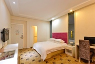Chenrui Business Hotel (formerly Huadun Hotel)