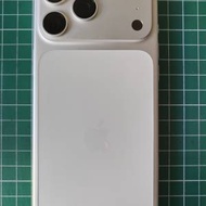 iphone 17 Pro Max - 256G  - White/Silver