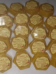 1ก้อน 6 บาท ไม่มีสติ๊กเกอร์สบู่รังไหมทองคำ น้ำผึ้งแท้ 30 กรัม