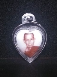 龍婆多 2557 Locket 自身