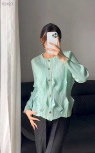 Pleatbynisa เสื้ออัดพลีท A669 เนื้อผ้าPolyester100%