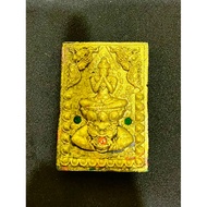 Kruba Krisanna Pidta Lahu with Gem stone