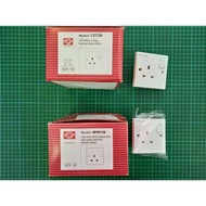 UMS 13A 3 PIN SWITCH SOCKET 1213A & 2913A (SIRIM)