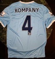 全新  Manchester City 曼城 2013 /14 主場短袖球衣 M 碼