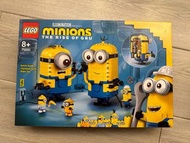 Lego 75551 Brick-built Minions and their Lair