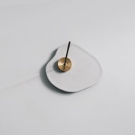 PEACEFUL LAKE 靜湖 | 黃銅漣漪線香座水泥盤・擴香盤