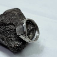 Men's Casual signet Ring Authentic 925 Silver Cp. 37