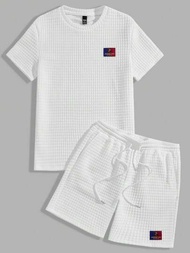 Manfinity RSRT 男士時尚輕盈透氣針織休閒海灘度假衝浪紋理面料棕櫚樹圖案白色T恤和短褲套裝