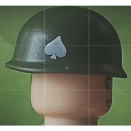 WW 2 American Army helmet (Plastic toy and less than 1.3 cm) f