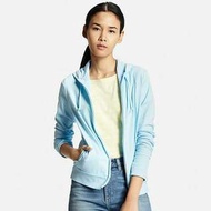 日本帶回 日牌 UNIQLO 超美粉嫩水藍色 抗UV 抽繩連帽 拉鍊外套 防曬外套 機能外套 顯瘦