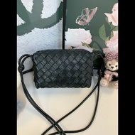Bottega Veneta candy loop 黑色編織相機包
