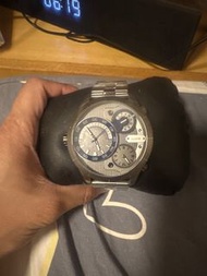 這款手錶是Police 品牌型號Bushmaster R1453254001。