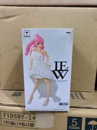 全新未拆金證👑海賊王 培羅娜 IEW LADY EDGE WEDDING 婚紗 白色禮服 景品 公仔