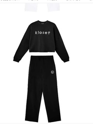 KLOSET Kiss Sweatshirt Set (KK22-SET003) ชุดเซ็ท โลโก้ KLOSET เสื้อแขนยาว-กางเกงขายาว เอวยางยืด