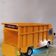 Miniatur Mobilan Truk Oleng Kayu Truk Mainan Anak Laki + Lampu