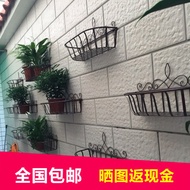 European wrought iron wall shelf， balcony flower pots on a shelf， wall mount shelf， wall shelf wall